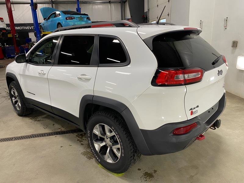 Used 2014 Jeep Cherokee Trailhawk w/ Comfort/Convenience Group image 6