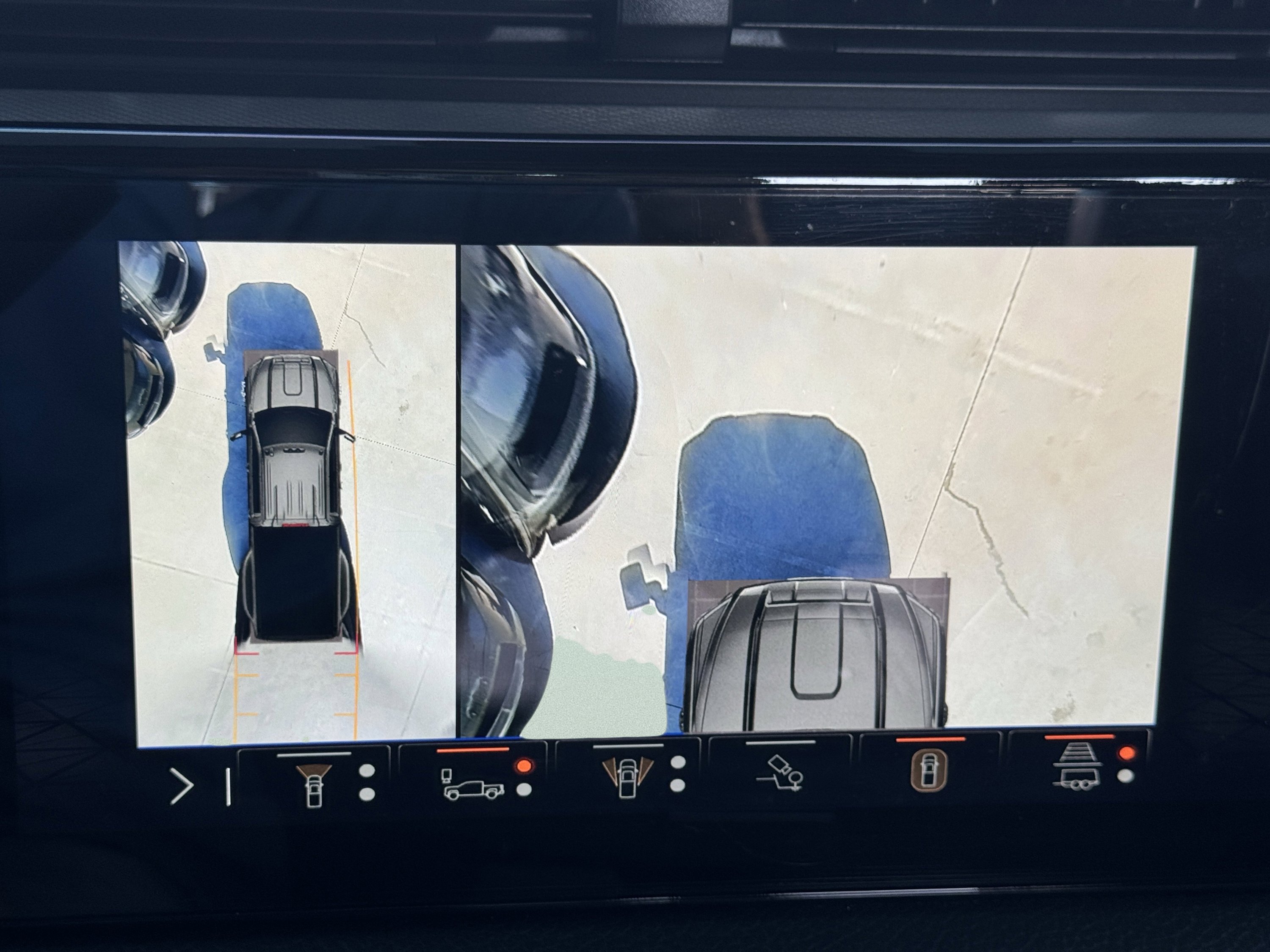 Used 2024 GMC Sierra 3500 Denali w/ Denali Reserve Package image 57