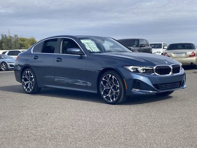 Used 2025 BMW 330i xDrive Sedan w/ Premium Package image 4