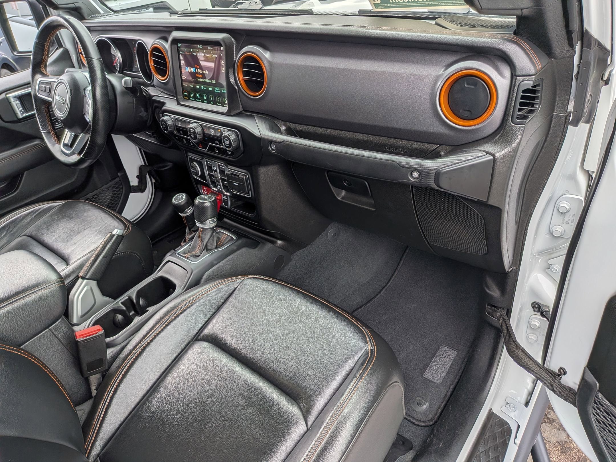 Used 2022 Jeep Gladiator Mojave w/ Trailer Tow Package AWD/4WD image 29