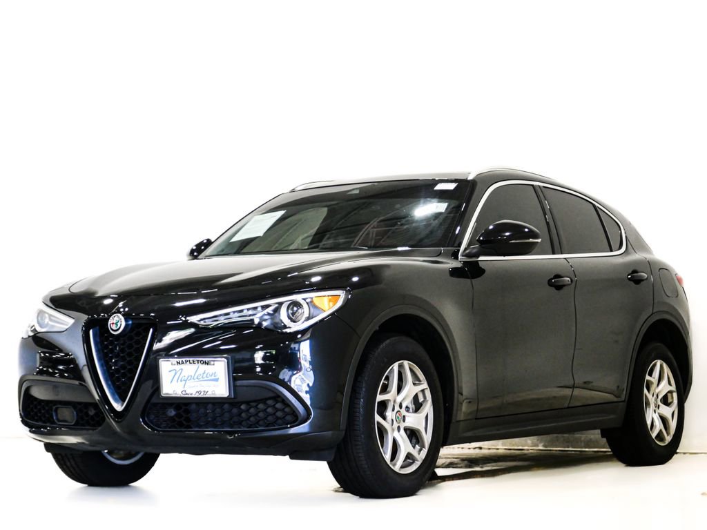 Used 2021 Alfa Romeo Stelvio Sprint w/ Sun & Sound Package AWD/4WD image 3