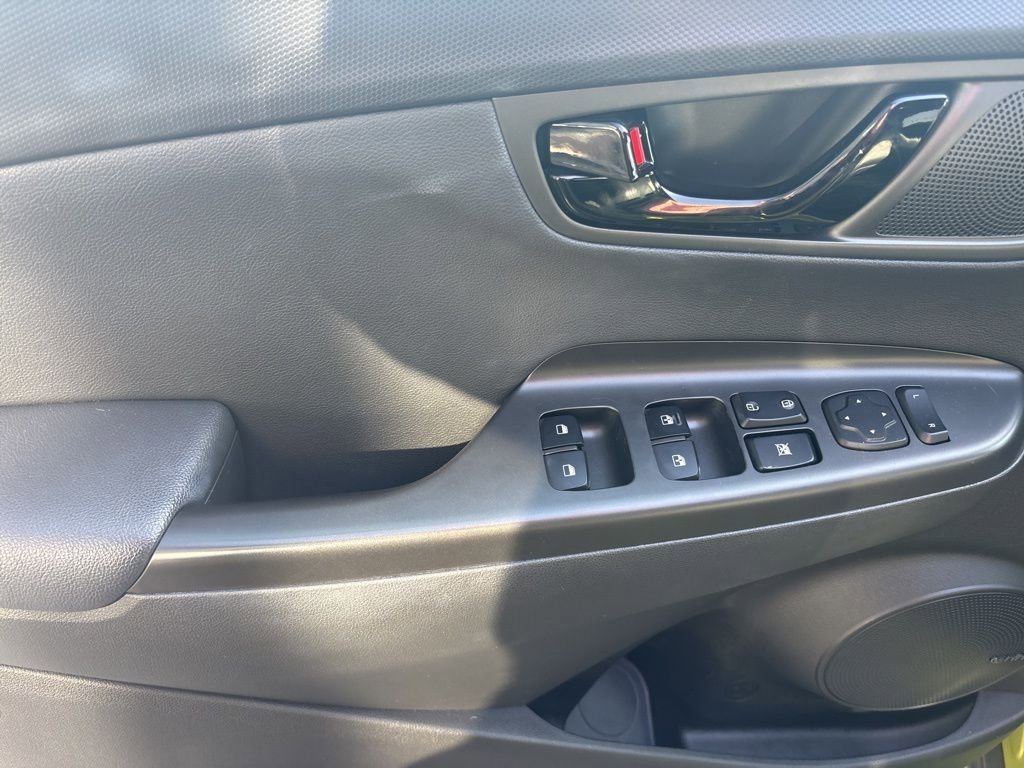 Used 2019 Hyundai Kona Ultimate image 13