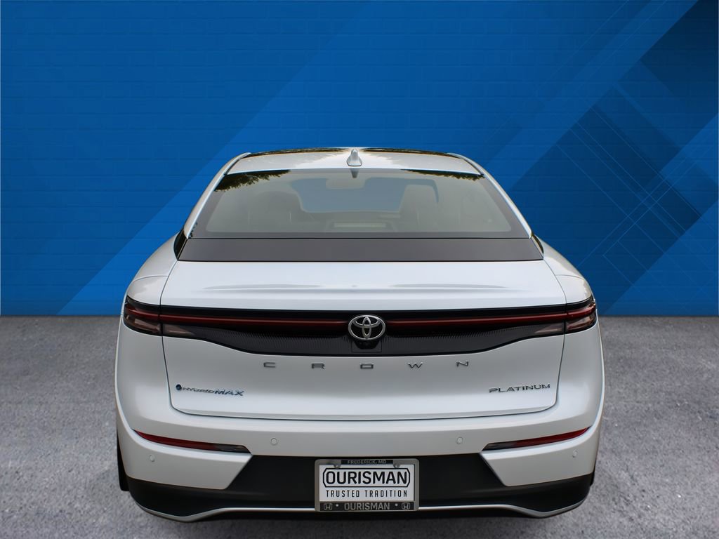 Used 2026 Toyota Crown Platinum image 8
