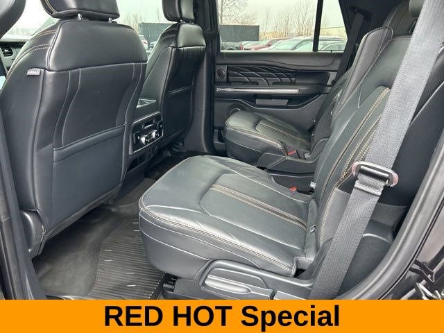 Used 2023 Ford Expedition Platinum AWD/4WD image 31