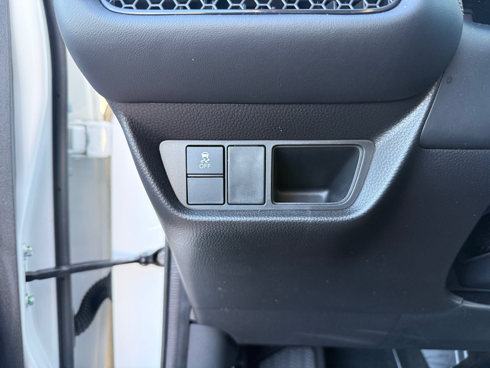 Used 2023 Honda HR-V EX-L image 26