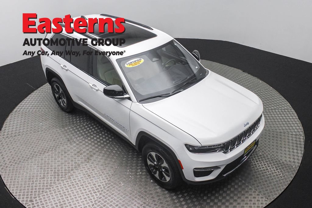Used 2024 Jeep Grand Cherokee Limited 4xe AWD/4WD image 3