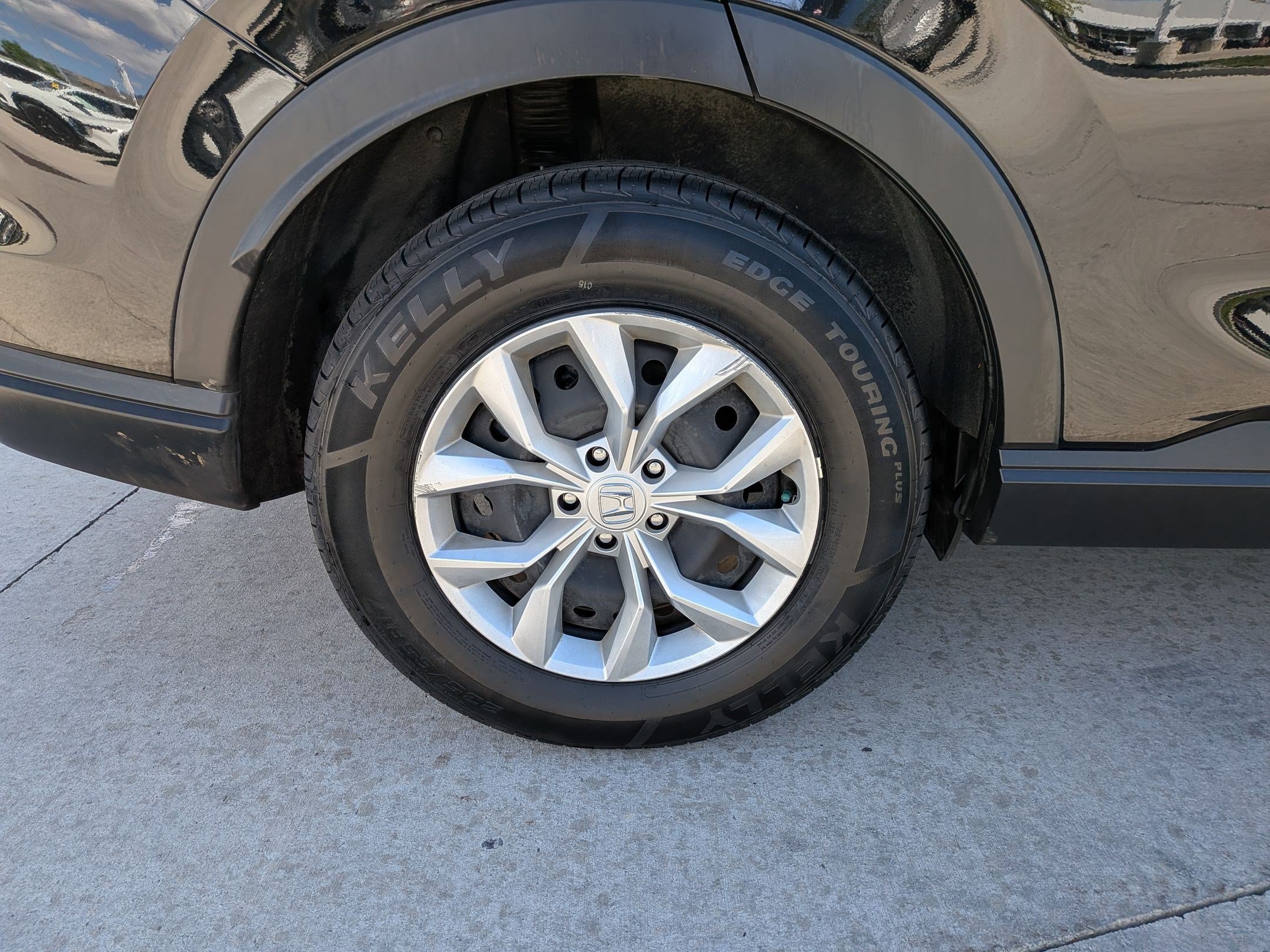 Used 2025 Honda CR-V LX image 32