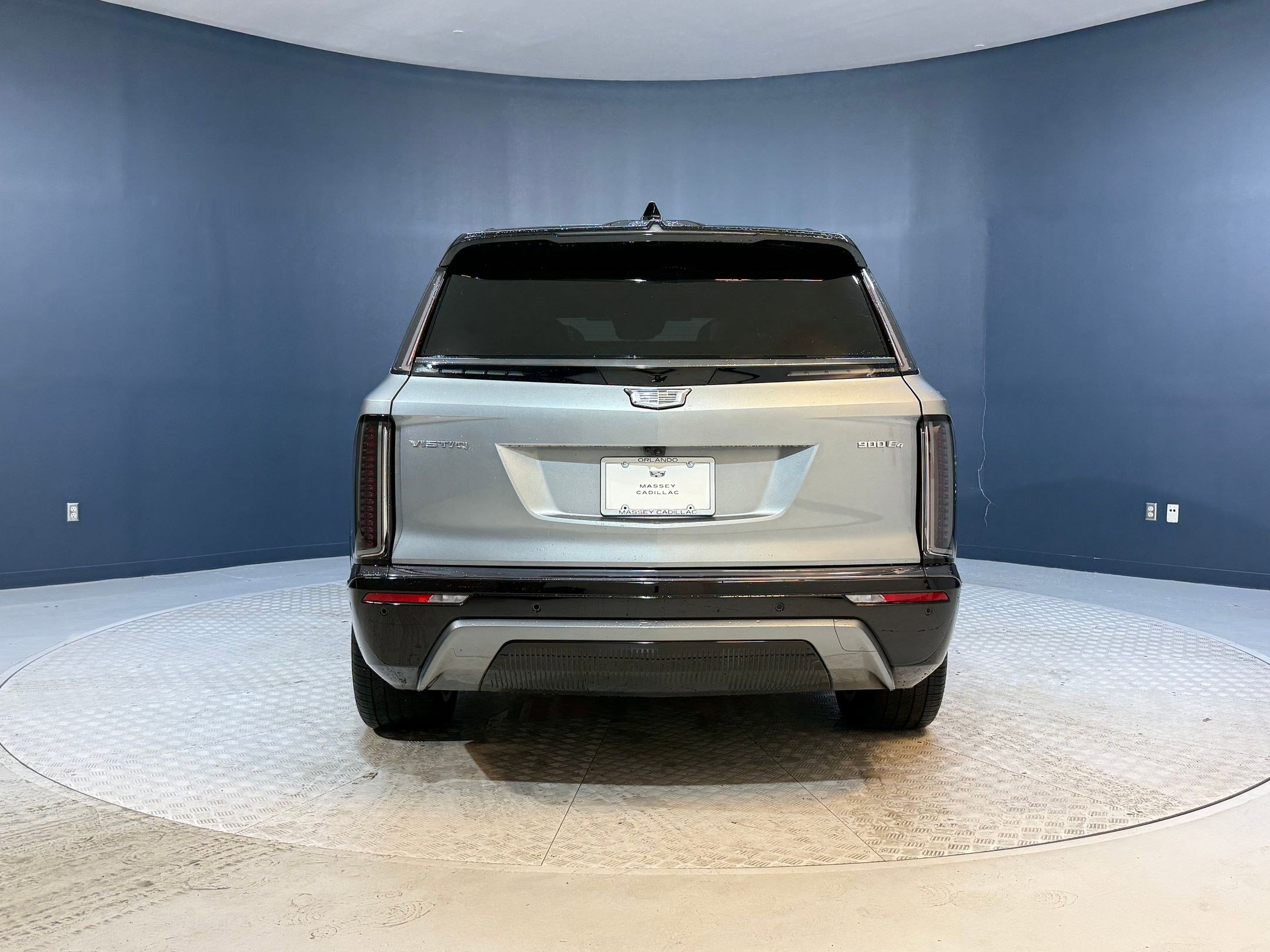 New 2026 Cadillac Vistiq Sport w/ LPO, Floor Liner Package image 10