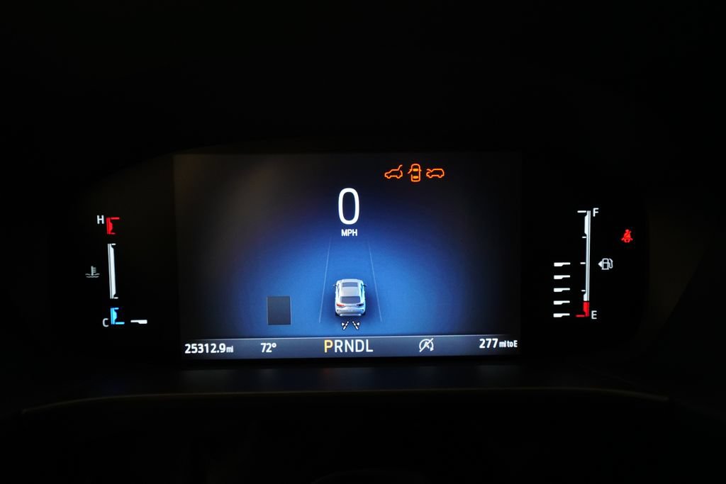 Used 2023 Ford Escape ST-Line w/ Tech Pack #1 AWD/4WD image 2