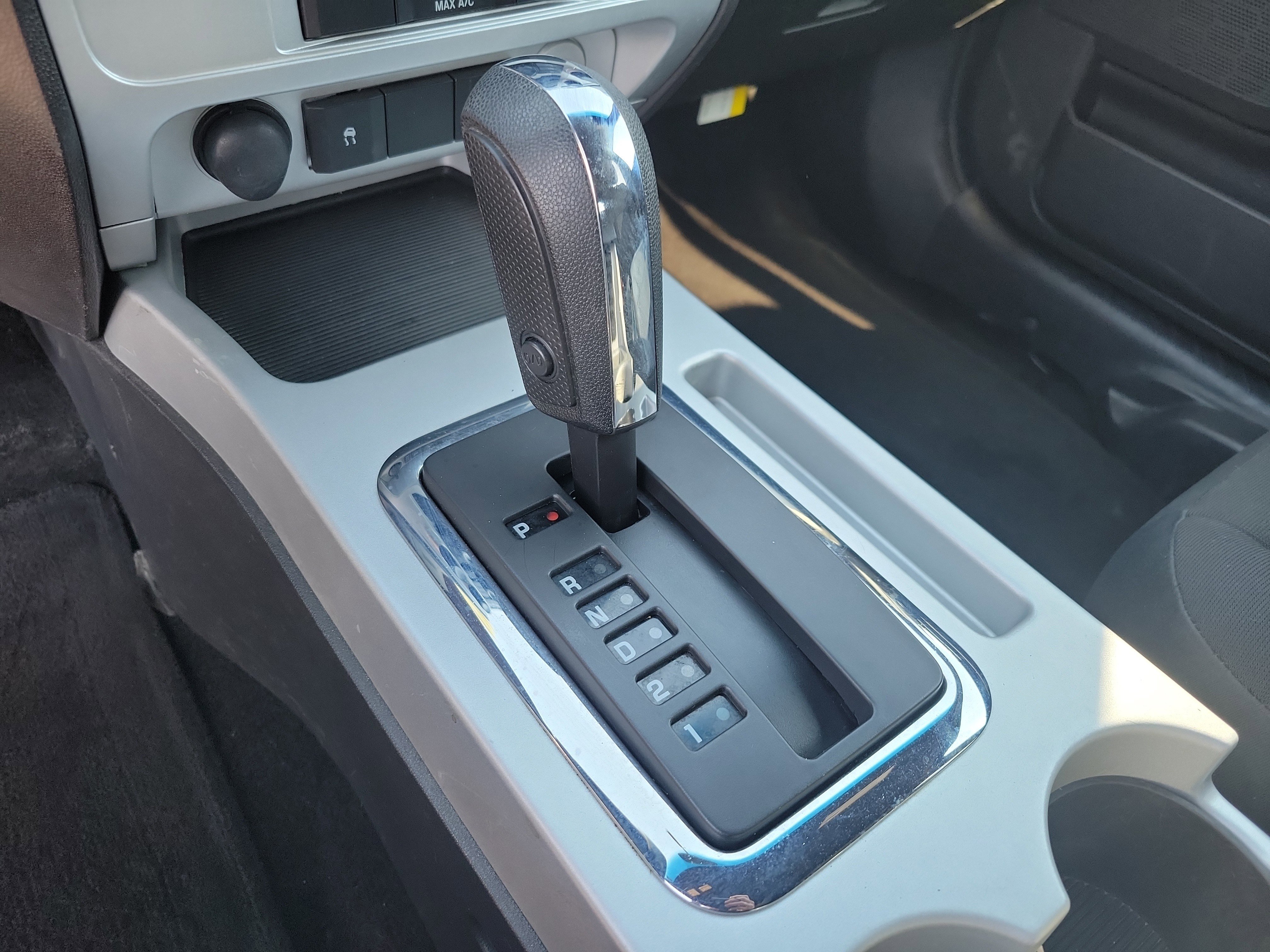 Used 2008 Mercury Mariner 2WD V6 image 11