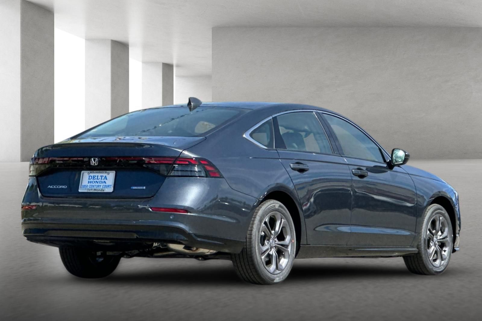 New 2026 Honda Accord EX-L image 4