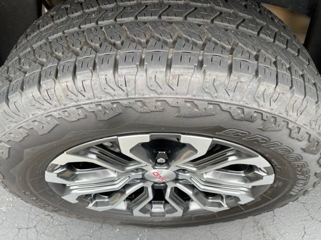 Used 2026 GMC Canyon Denali AWD/4WD image 36