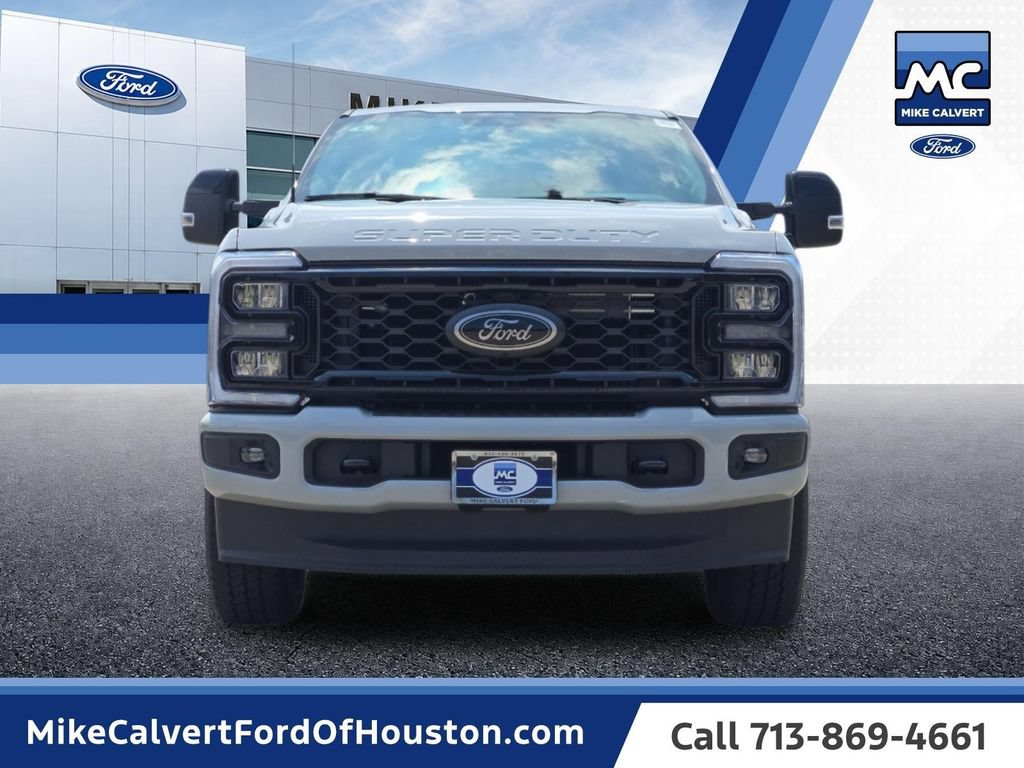 New 2026 Ford F250 Lariat w/ Black Appearance Package AWD/4WD image 8