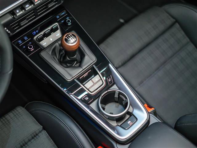 New 2026 Porsche 911 Carrera T RWD image 23