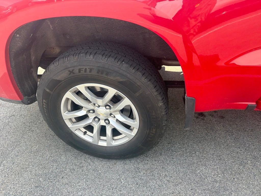 Used 2019 Chevrolet Silverado 1500 LT w/ All-Star Edition AWD/4WD image 4