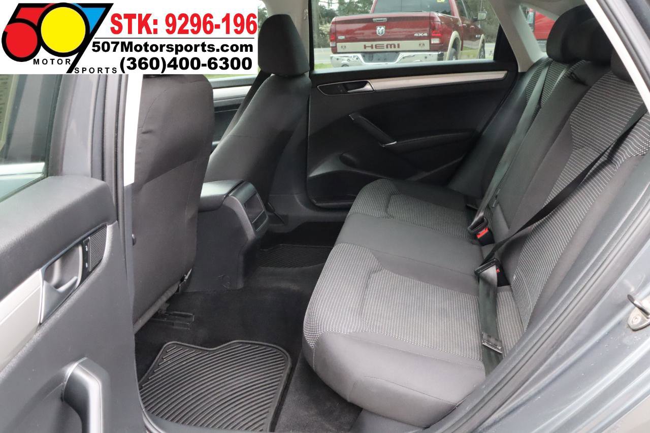 Used 2016 Volkswagen Passat 1.8T S image 14