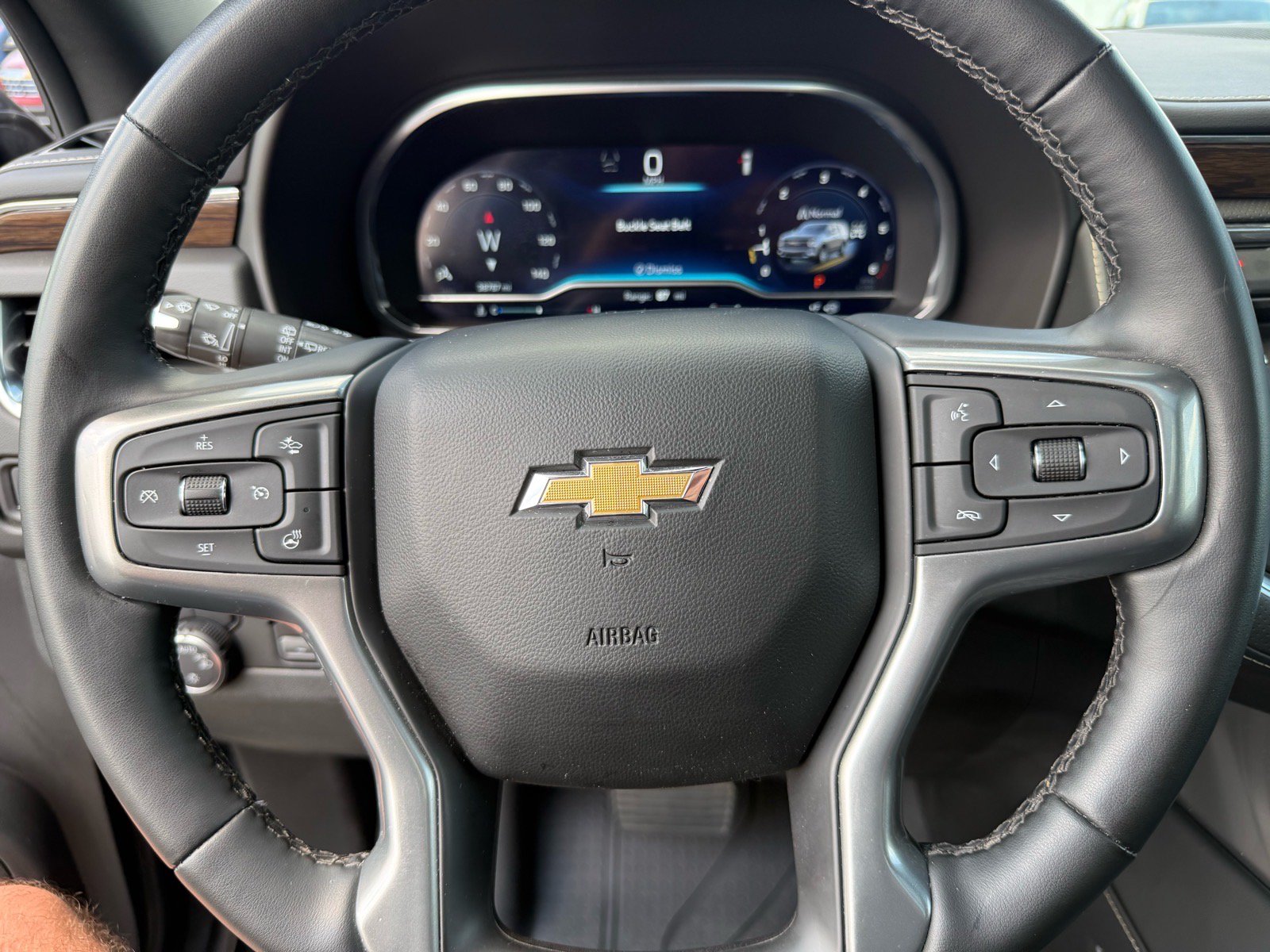 Used 2024 Chevrolet Tahoe Premier w/ Premium Package AWD/4WD image 21