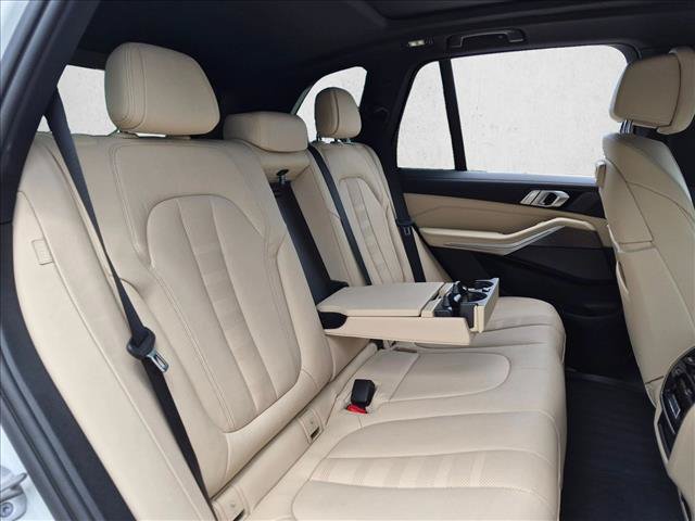 Used 2022 BMW X5 M50i w/ Premium Package AWD/4WD image 18