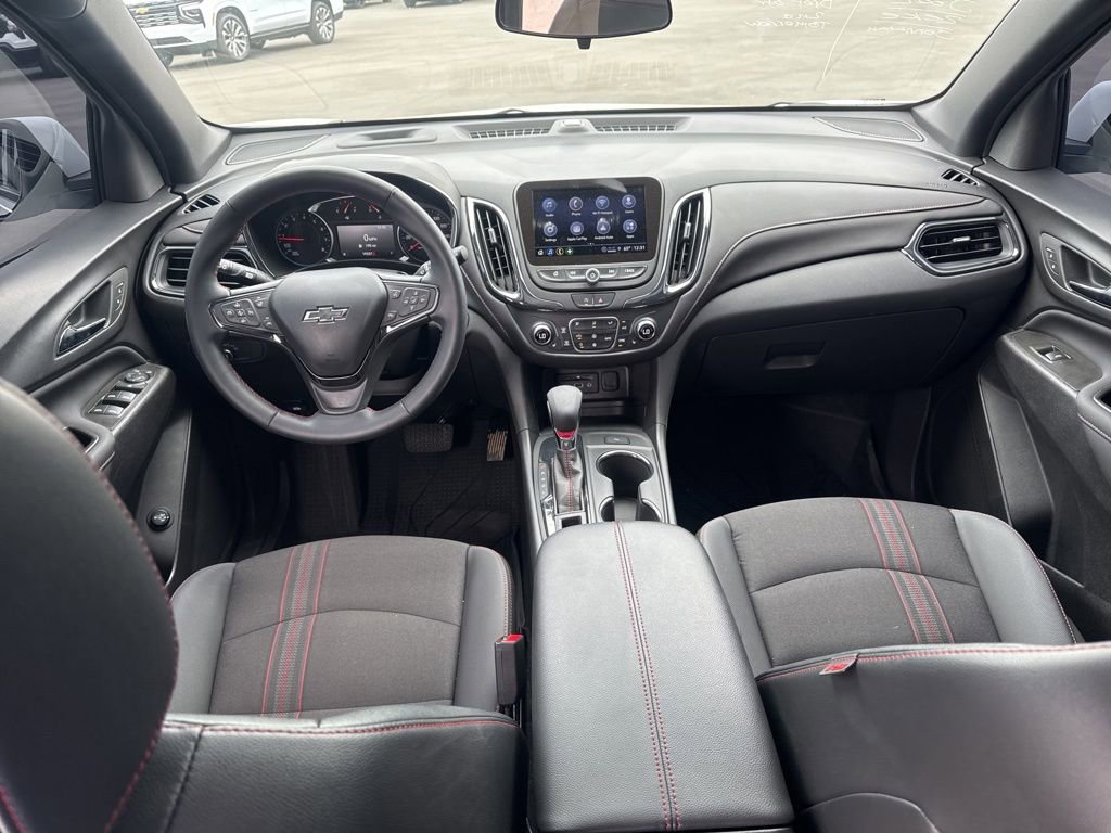Used 2024 Chevrolet Equinox RS FWD image 17