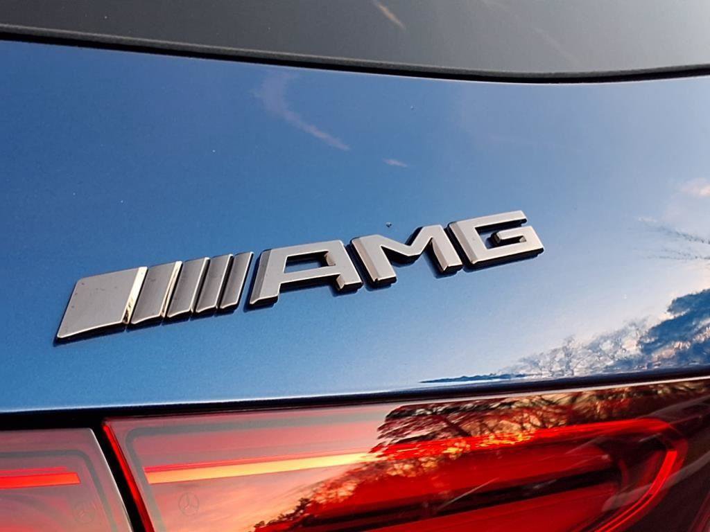 Used 2025 Mercedes-Benz GLA 35 AMG 4MATIC image 7