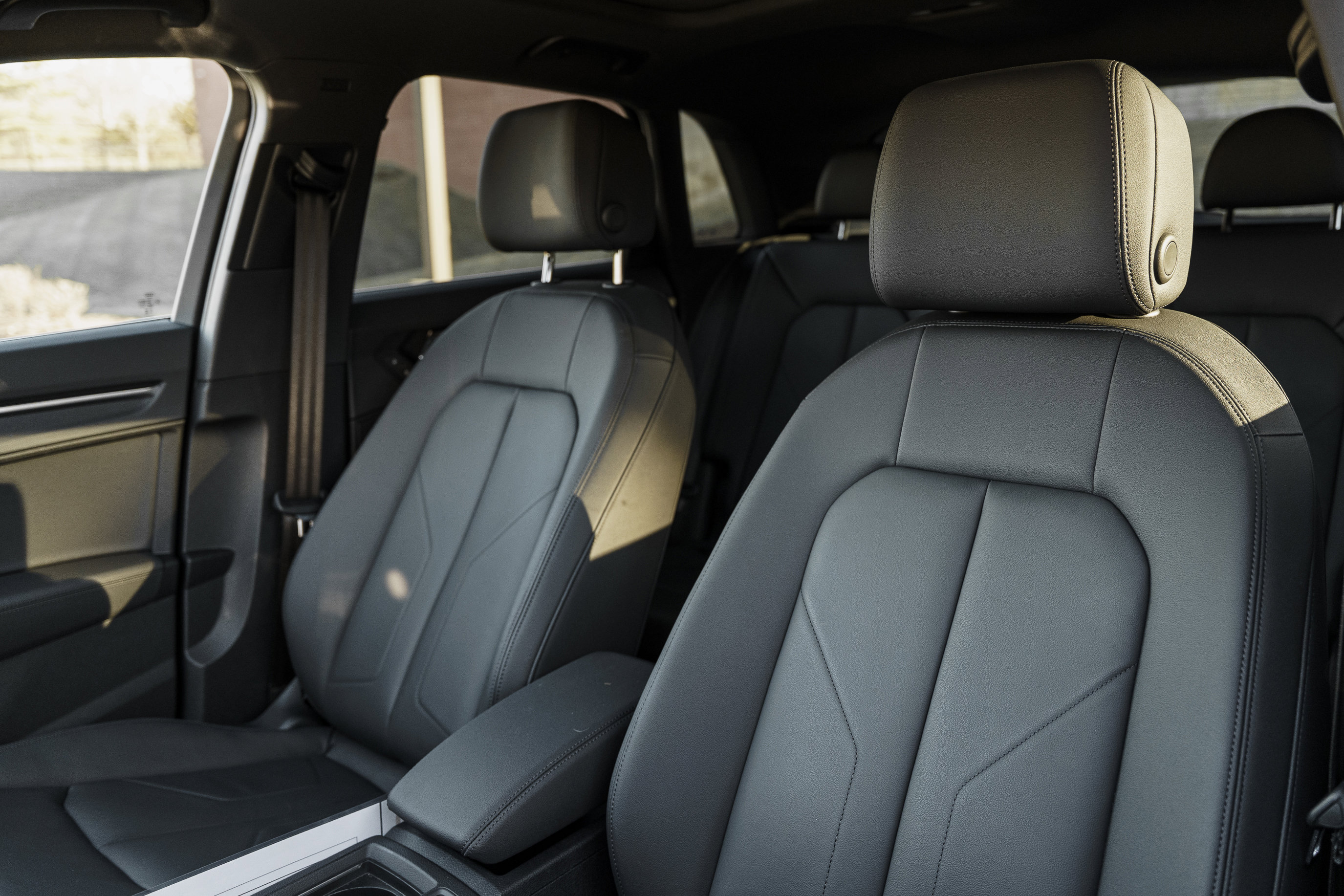 Certified 2025 Audi Q3 2.0T Premium w/ Convenience Package image 20