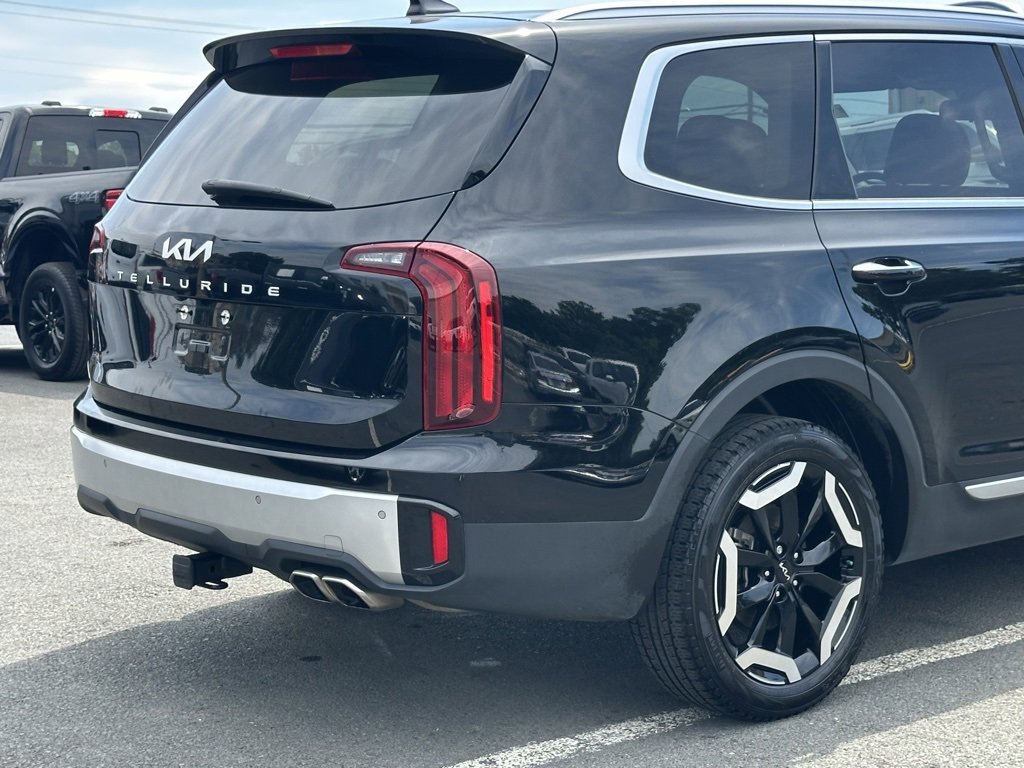 Used 2024 Kia Telluride S image 41
