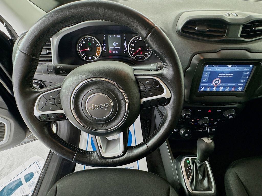 Used 2019 Jeep Renegade Latitude w/ Cold Weather Group AWD/4WD image 12