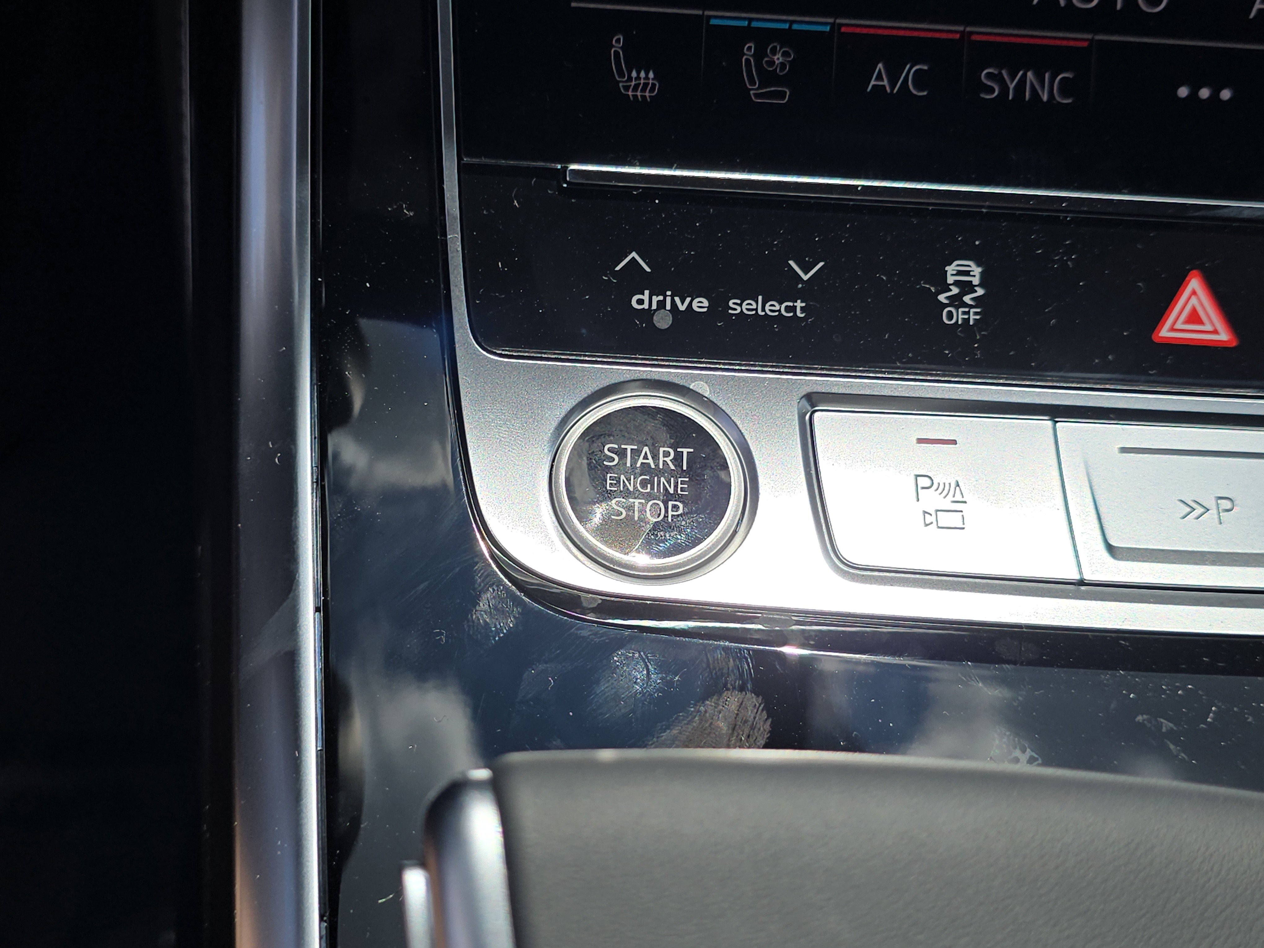 New 2025 Audi Q7 3.0T Prestige image 27