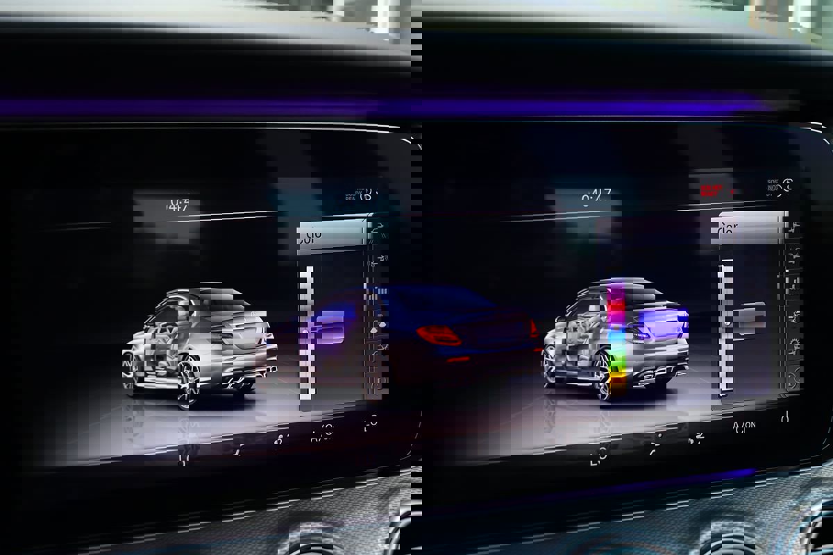 Used 2018 Mercedes-Benz E 63 AMG S image 32