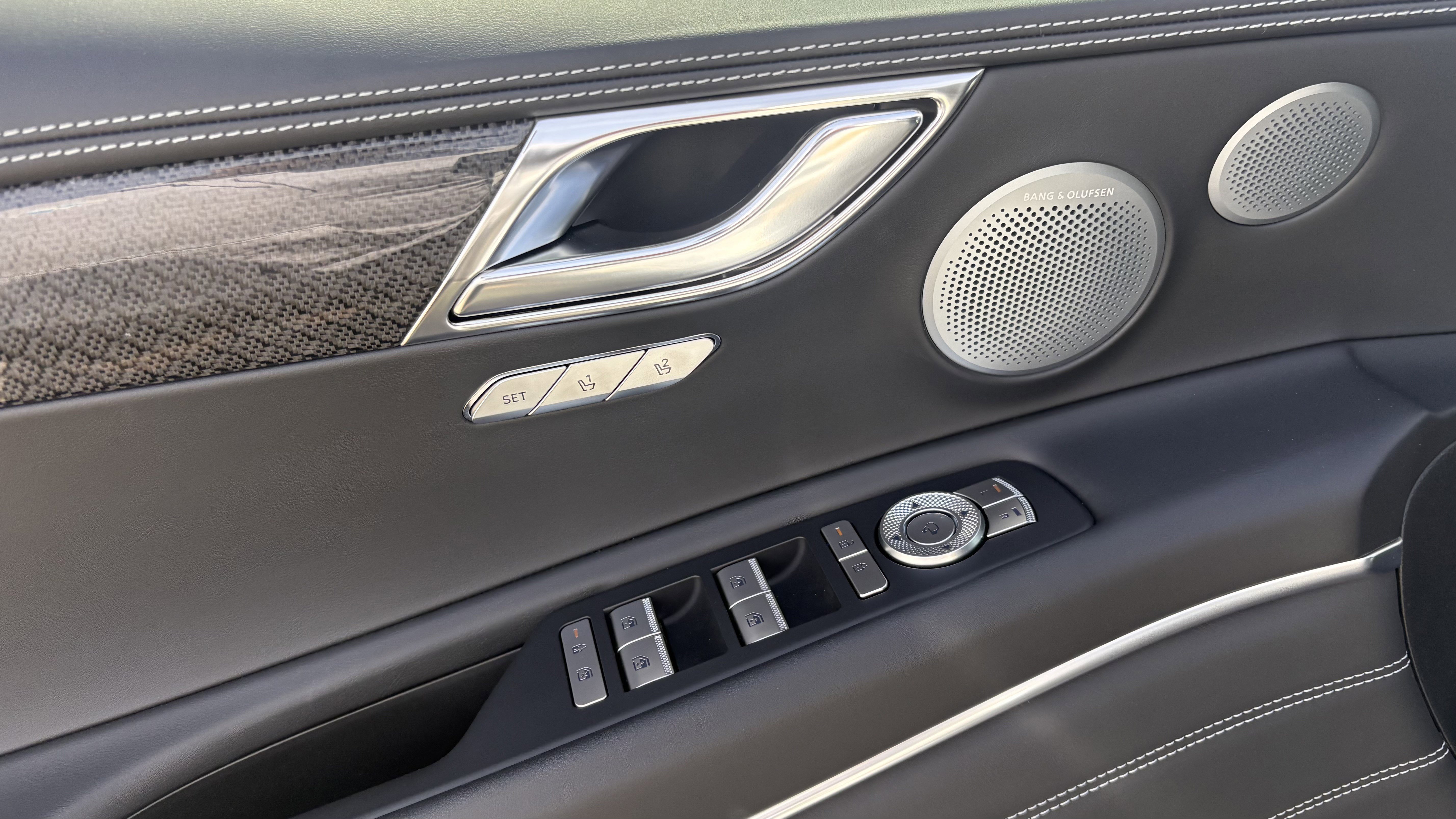 Used 2025 Genesis GV80 3.5T e-SC image 17