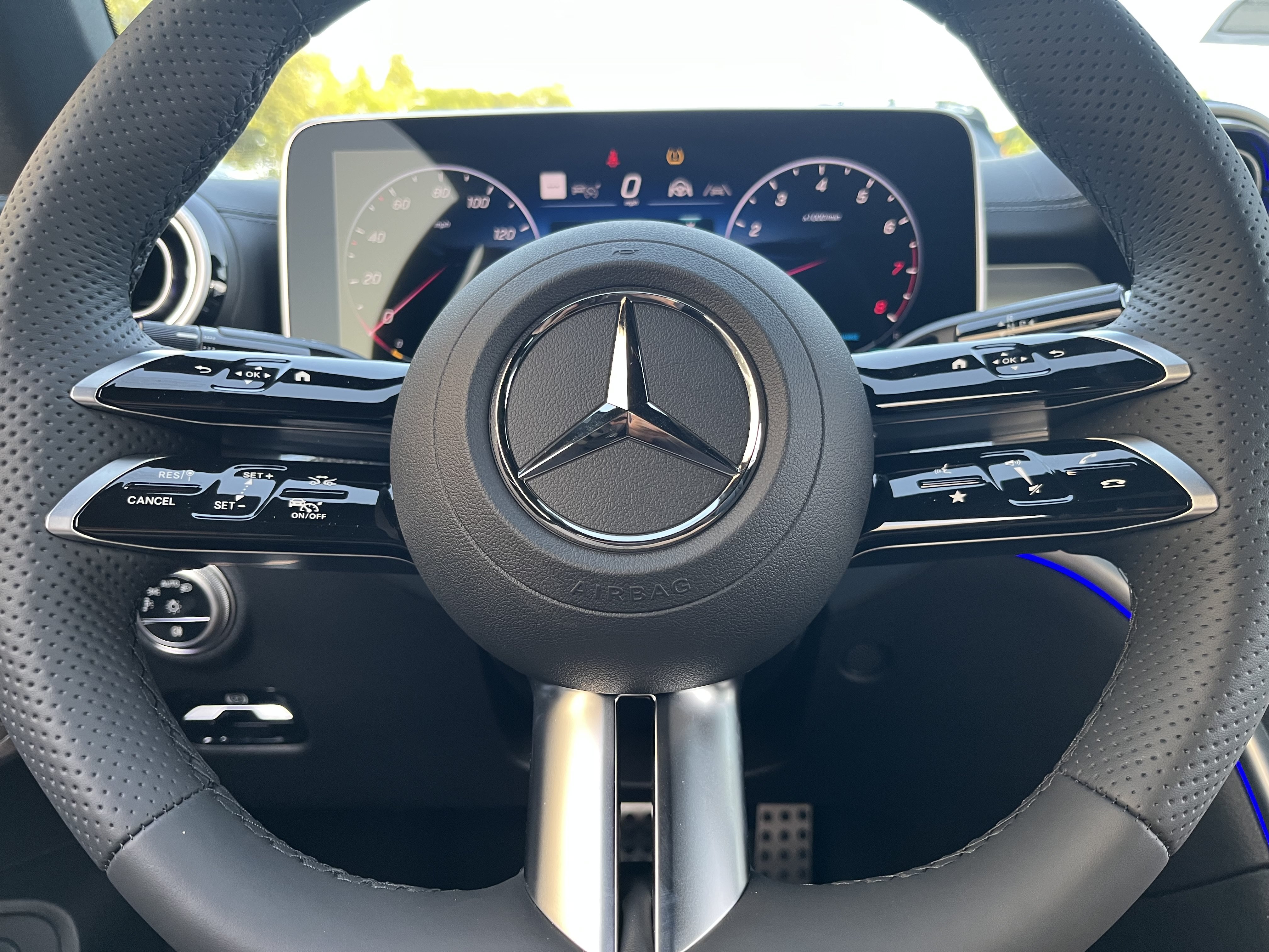 New 2026 Mercedes-Benz CLE 450 4MATIC Coupe image 23