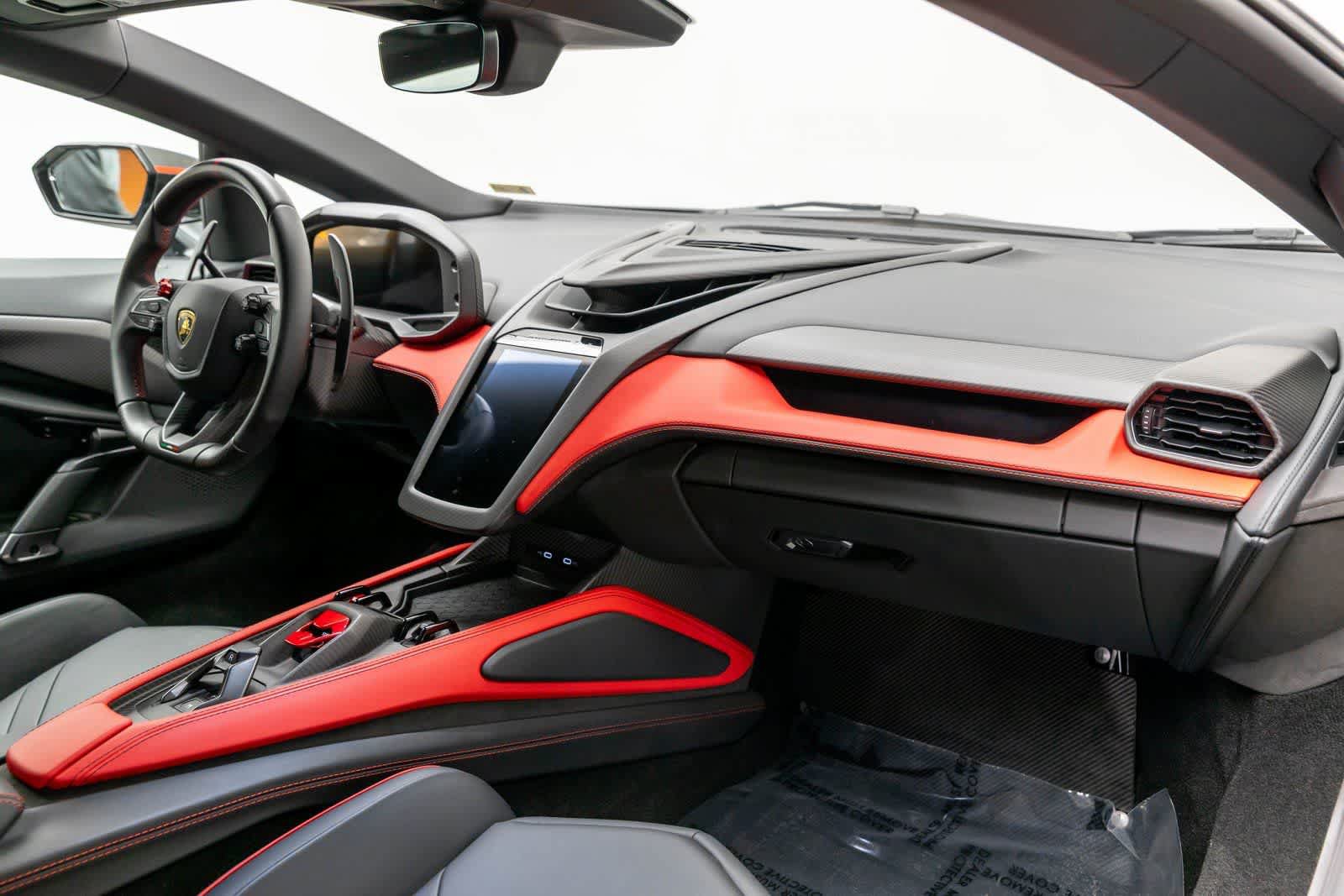 Used 2024 Lamborghini Revuelto AWD/4WD image 38