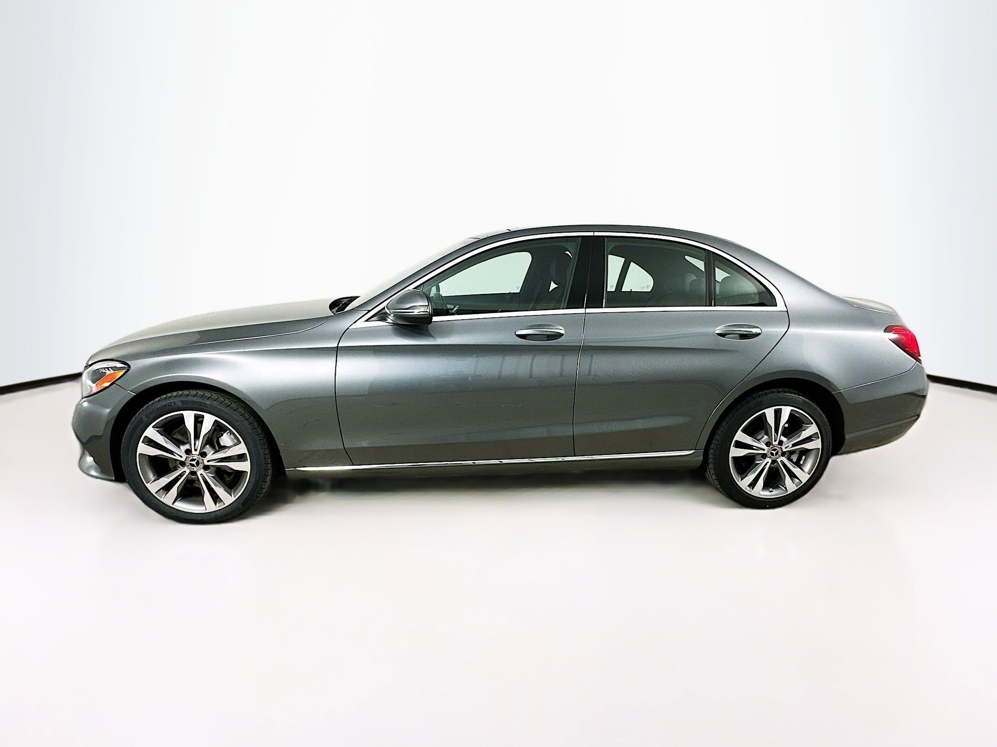 Certified 2021 Mercedes-Benz C 300 4MATIC Sedan w/ Premium Package image 8