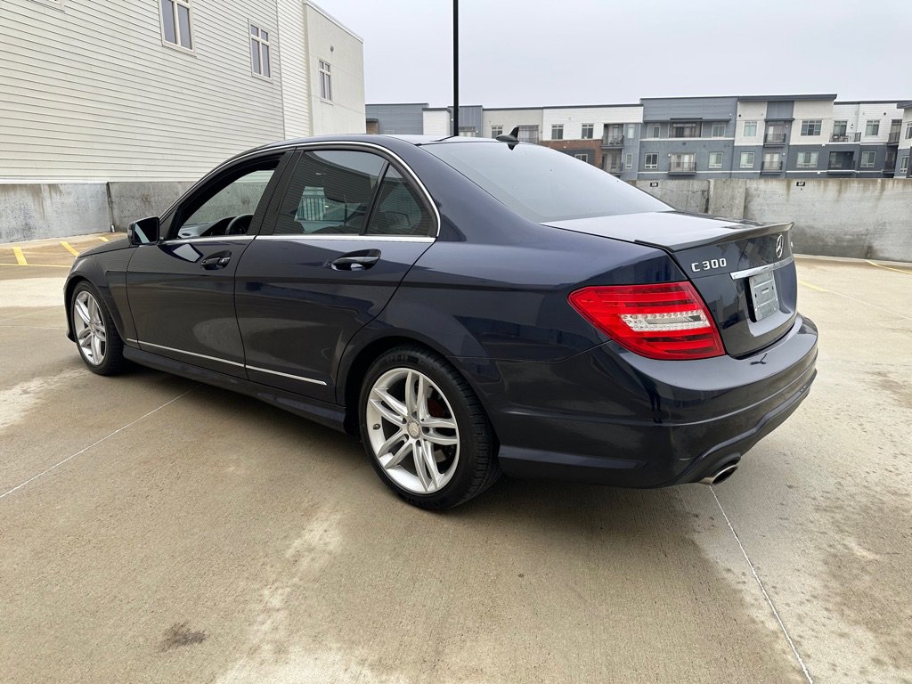 Used 2013 Mercedes-Benz C 300 4MATIC Sedan image 5