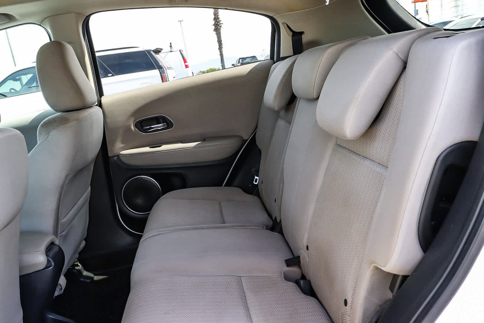 Used 2016 Honda HR-V EX image 16