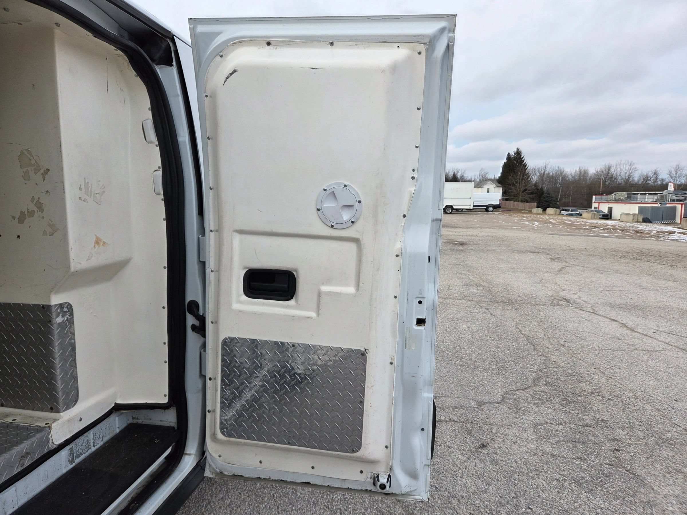 Used 2019 Ford Transit 250 148 Low Roof RWD image 19
