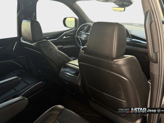 Used 2024 Cadillac Escalade Sport w/ Touring Package image 12