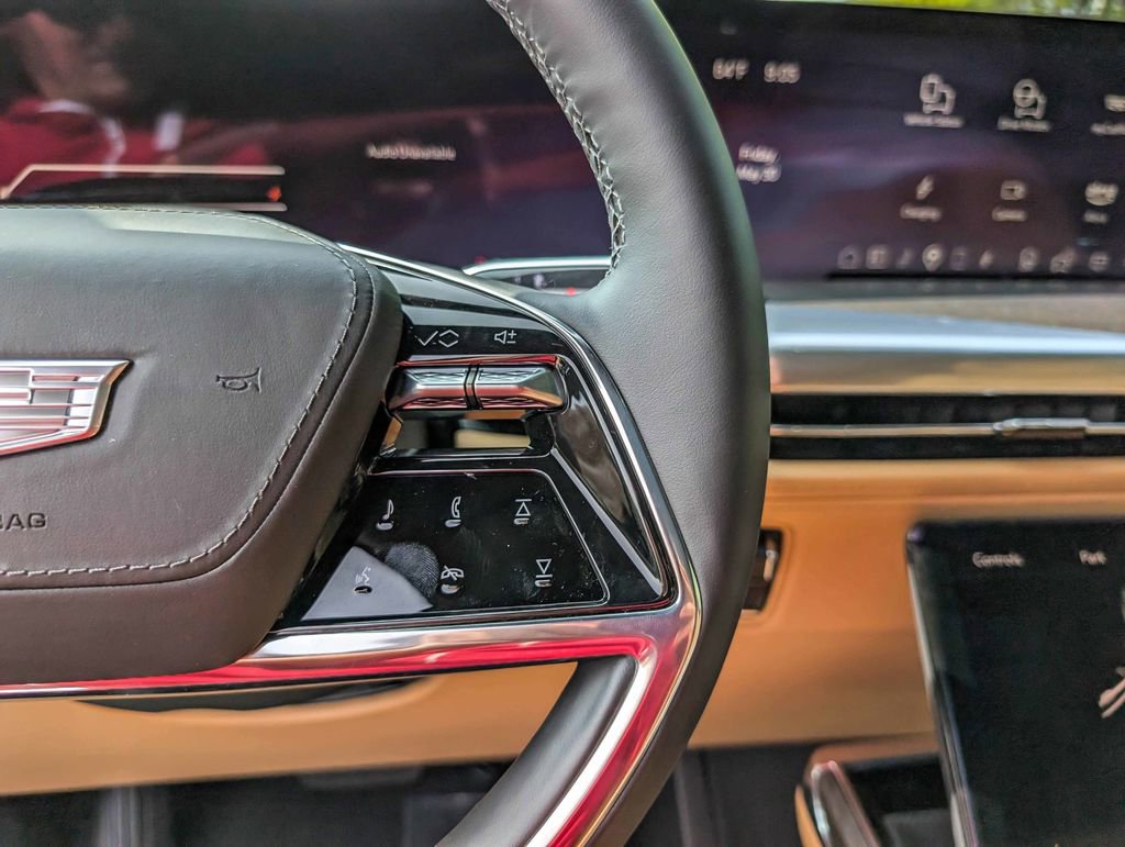New 2025 Cadillac Escalade IQ Luxury 2 AWD/4WD image 28
