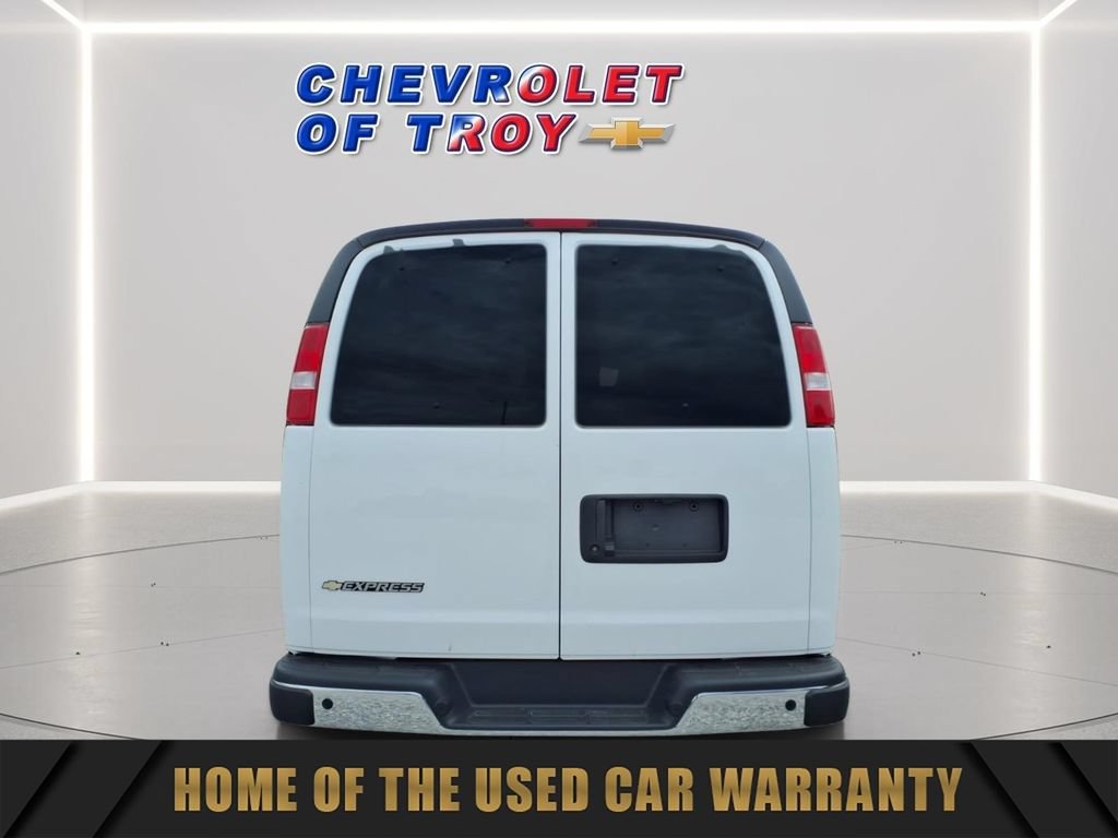 Used 2025 Chevrolet Express 3500 LT w/ LT Preferred Equipment Group RWD image 8