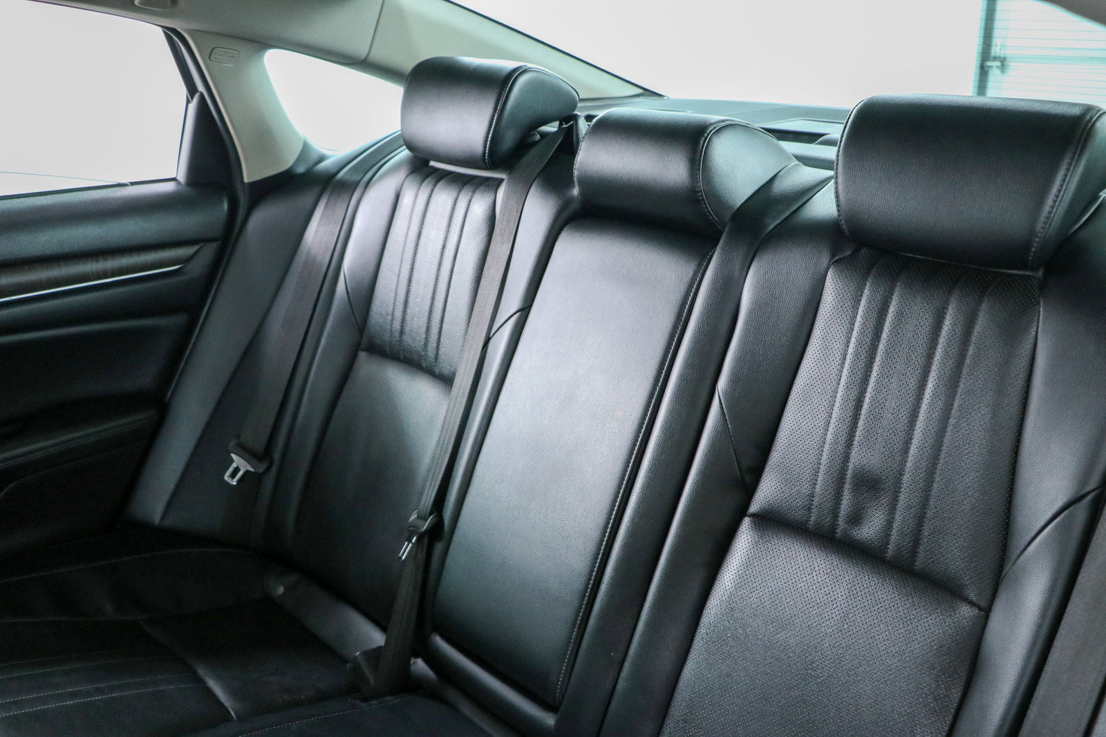 Used 2018 Honda Accord EX-L image 22