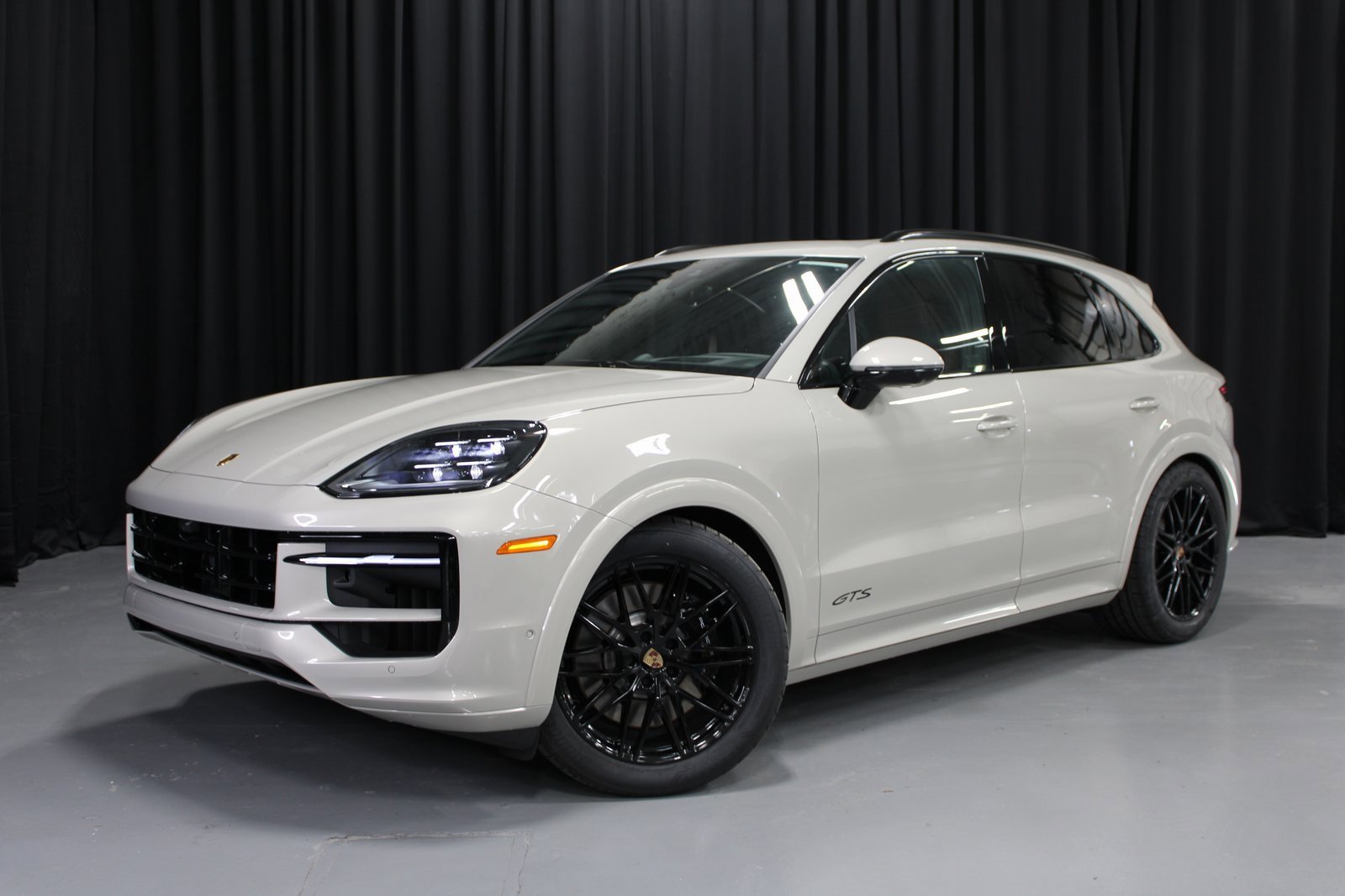 New 2025 Porsche Cayenne GTS