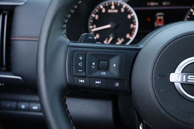 Used 2025 Nissan Pathfinder Rock Creek image 14