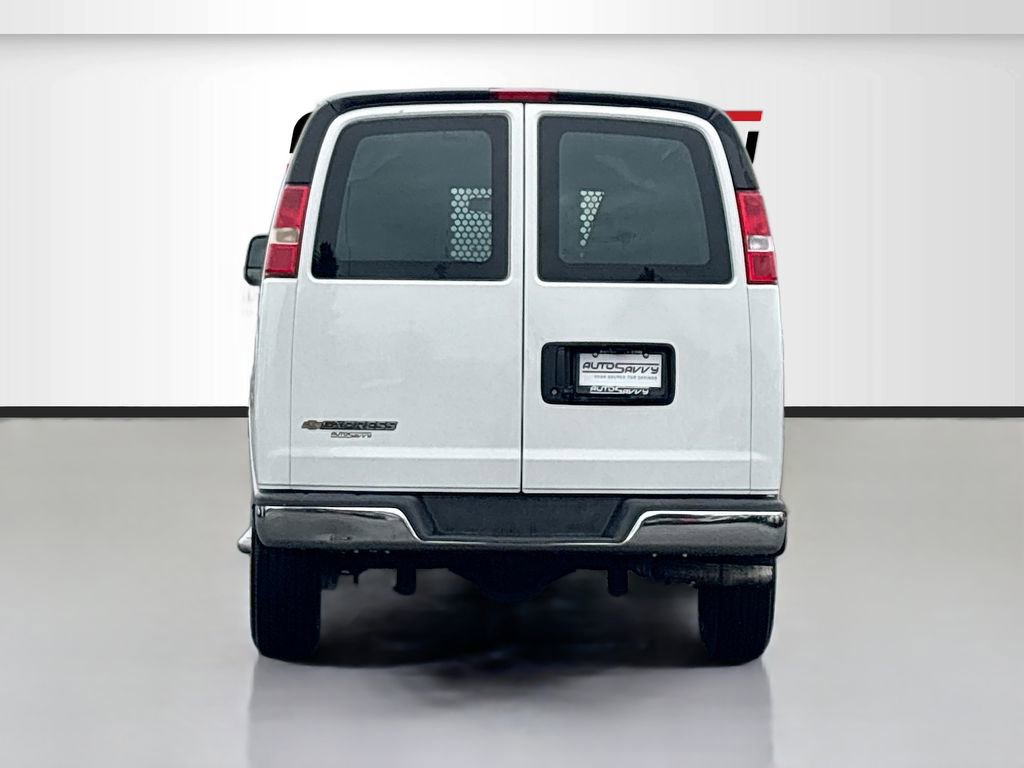 Used 2025 Chevrolet Express 2500 Work Van w/ Driver Convenience Package image 6