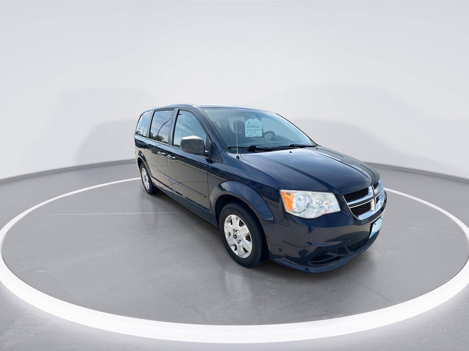 Used 2012 Dodge Grand Caravan SE FWD image 2