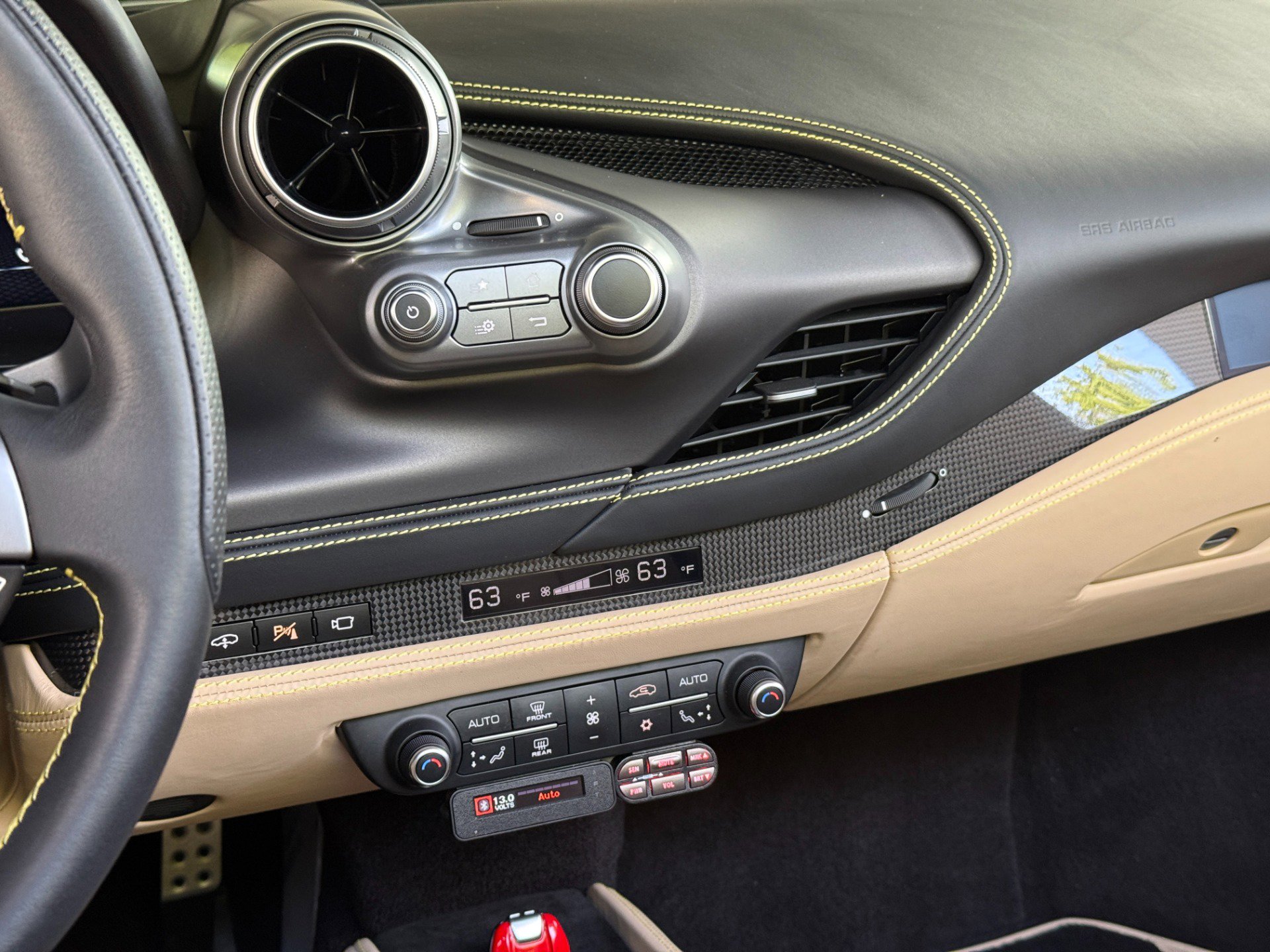 Used 2023 Ferrari F8 Tributo image 37