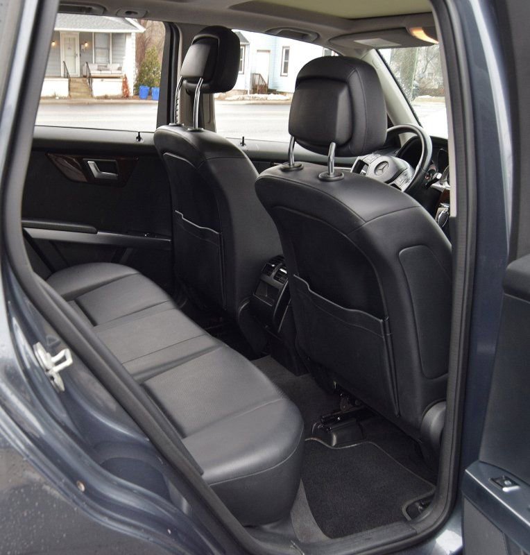 Used 2015 Mercedes-Benz GLK 350 4MATIC image 32