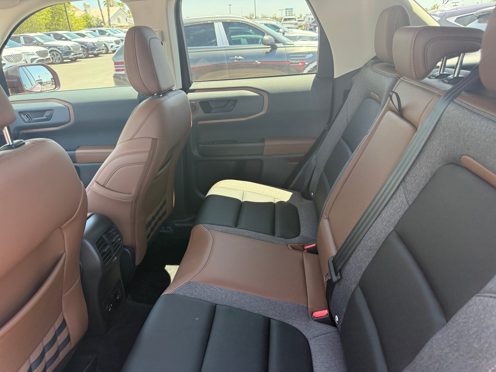 Used 2024 Ford Bronco Sport Outer Banks w/ Tech Package AWD/4WD image 17