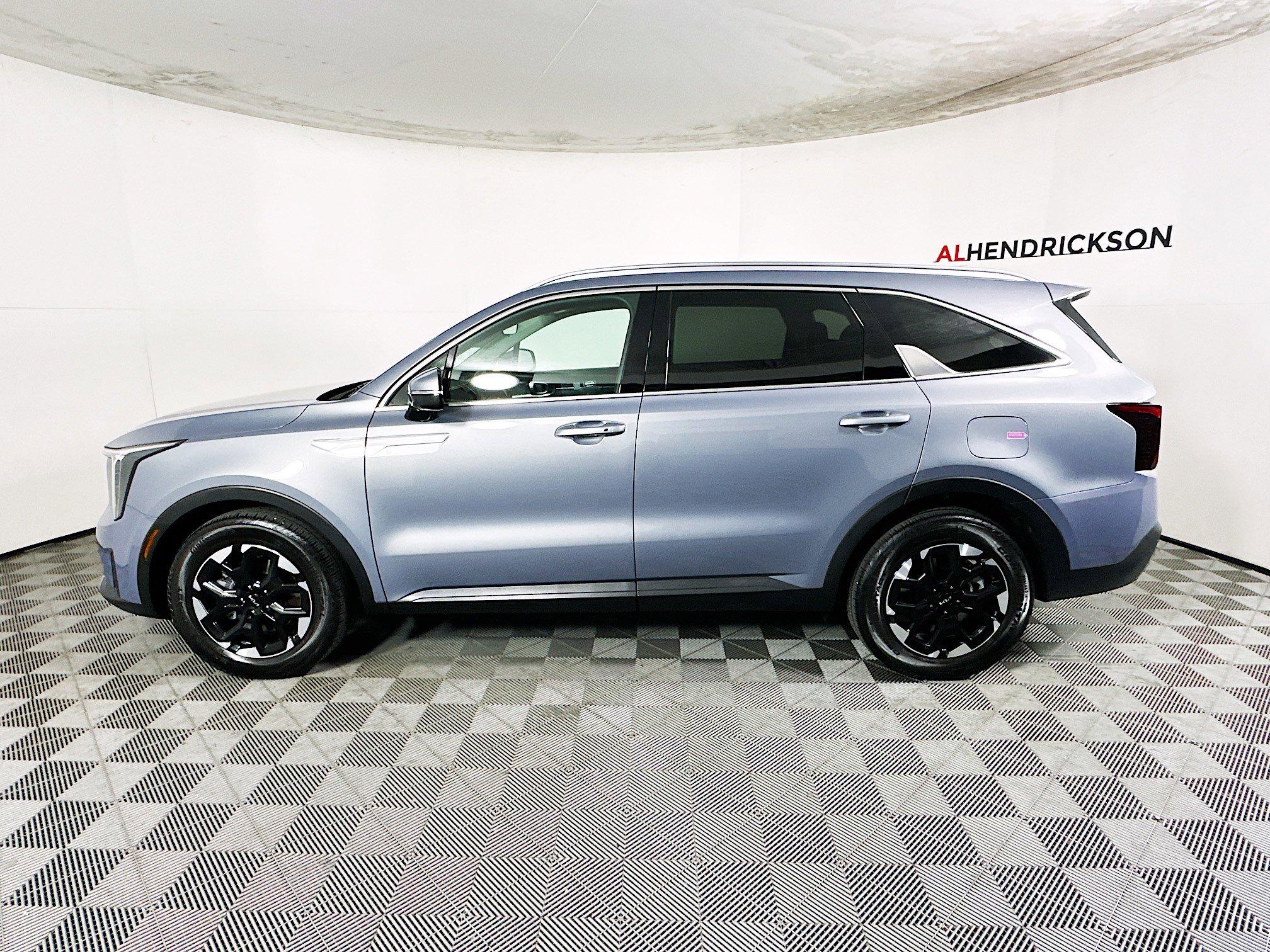 Used 2025 Kia Sorento S w/ Panoramic Sunroof Package image 6