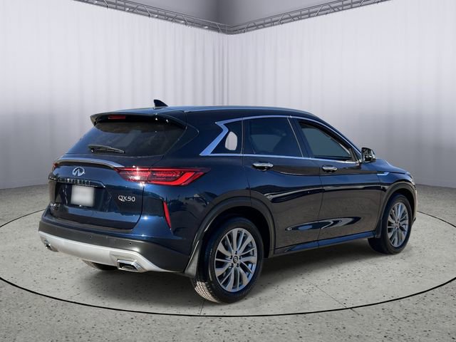 Certified 2025 INFINITI QX50 Luxe image 9