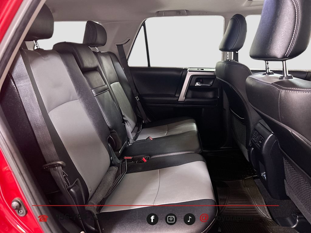 Used 2024 Toyota 4Runner SR5 Premium w/ Moonroof Package RWD image 27